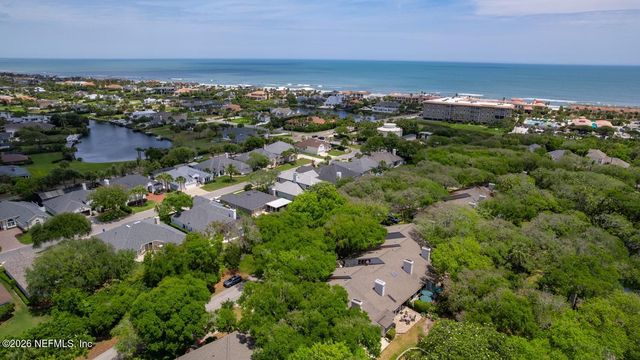 30 SEA WINDS Lane N, Ponte Vedra Beach, FL 32082