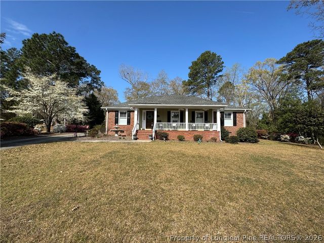 105 Polaris Court, Raeford, NC 28376