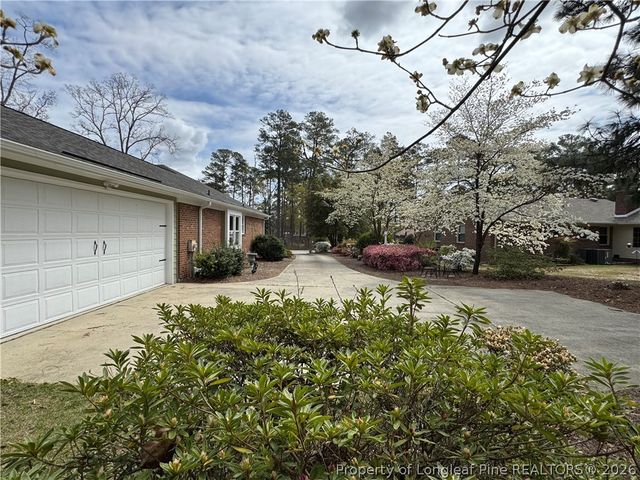 105 Polaris Court, Raeford, NC 28376