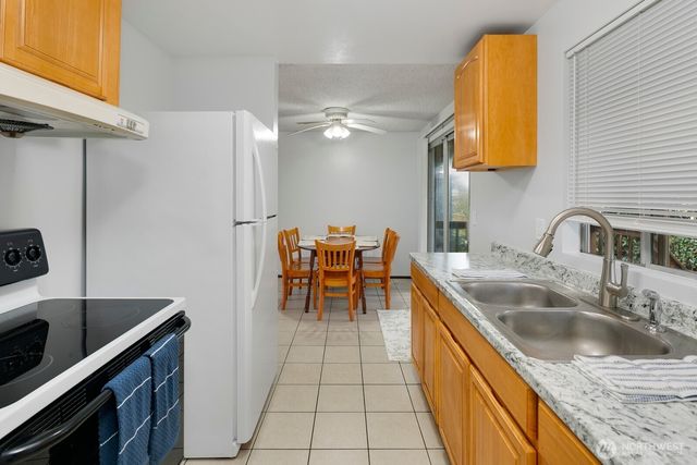 7537 44th Avenue S, Seattle, WA 98118