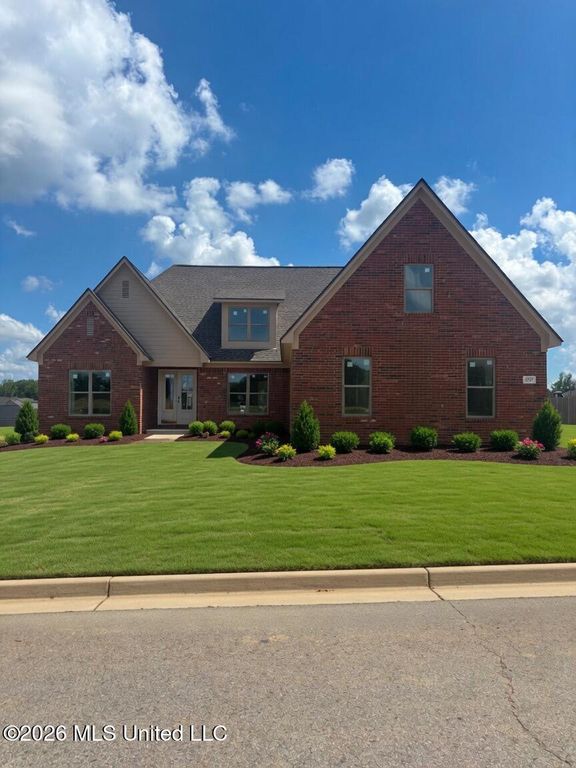 2537 Beauvior Drive, Hernando, MS 38632 — exterior