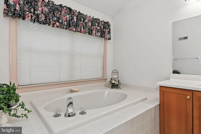109 FIELDSTONE WAY, Lansdale, PA 19446