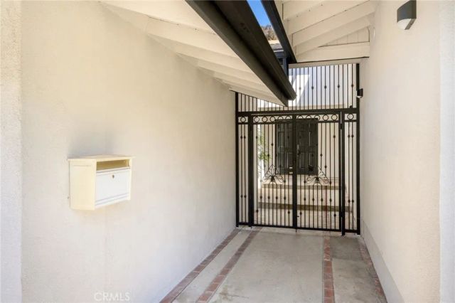 1323 Branta Drive, Glendale, CA 91208