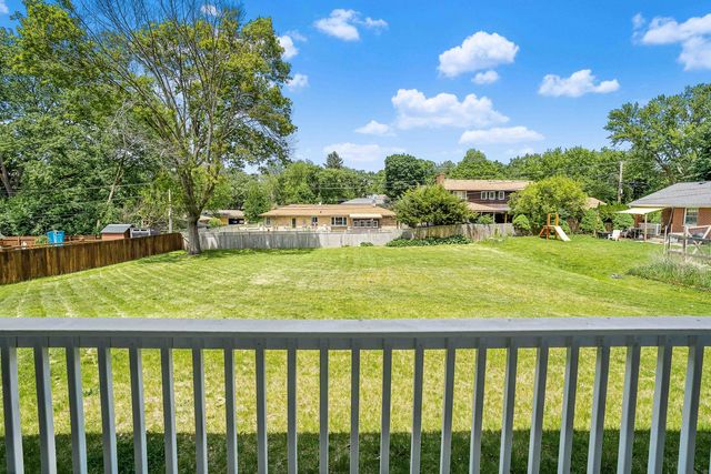 519 Wendt Avenue, East Dundee, IL 60118
