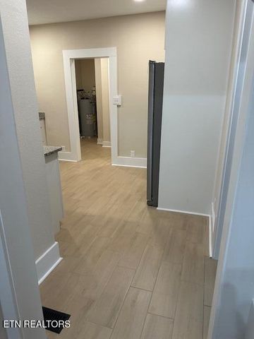 1920 Wheeler St, Knoxville, TN 37917