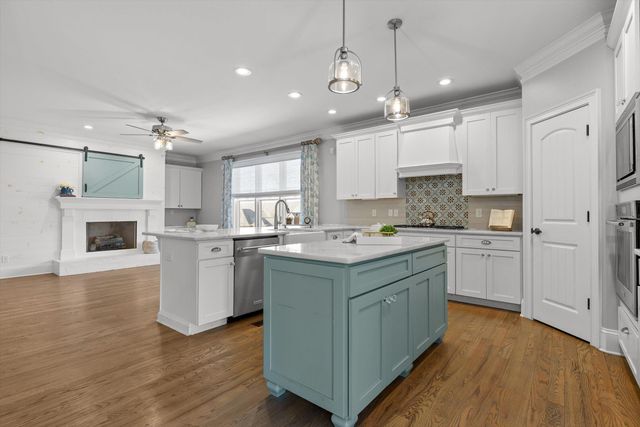 9361 Crystal Brook Drive, Apison, TN 37302