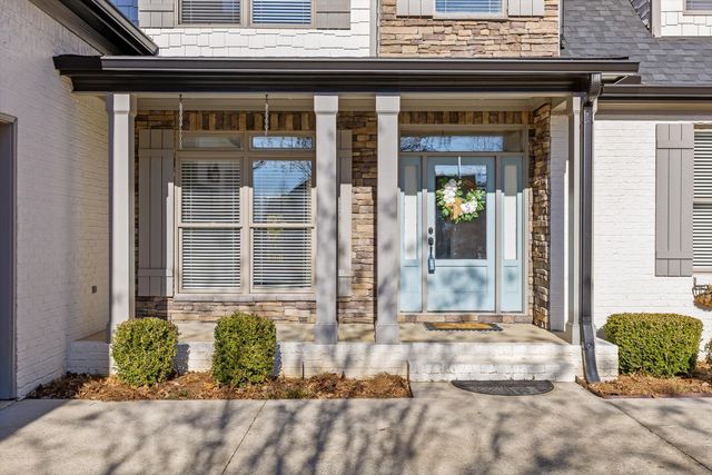 9361 Crystal Brook Drive, Apison, TN 37302