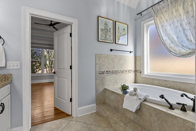 9361 Crystal Brook Drive, Apison, TN 37302