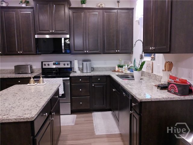 351 Southwilde Way, Pooler, GA 31322