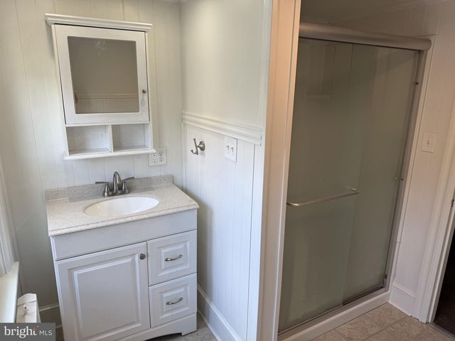 17 SEMINOLE AVE, Claymont, DE 19703