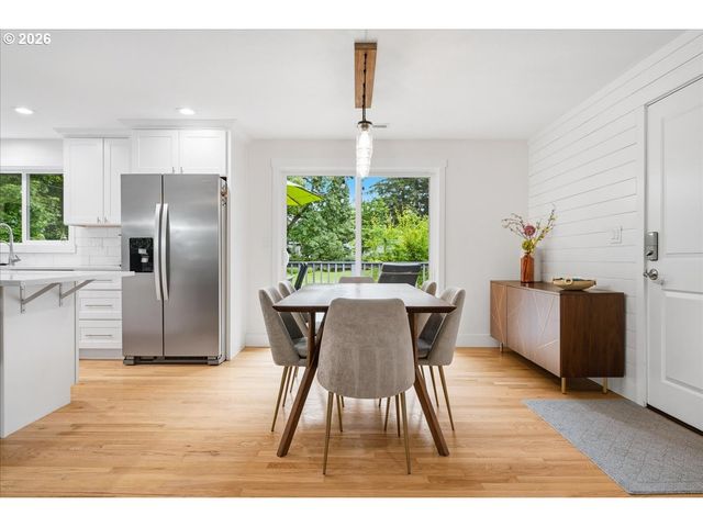 8514 Sw 54TH Ave, Portland, OR 97219