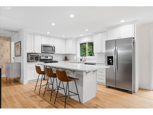 8514 Sw 54TH Ave, Portland, OR 97219