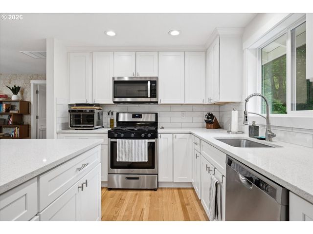8514 Sw 54TH Ave, Portland, OR 97219