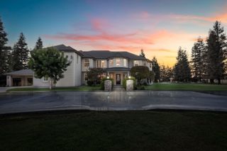 22431 Rd 180, Lindsay, CA 93247