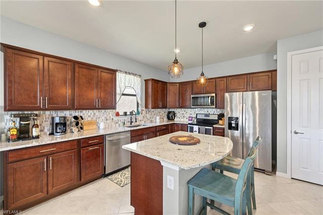 3544 E Hampton CIR, Alva, FL 33920
