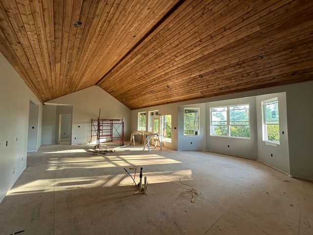 554 Colson Drive, Bronston, KY 42518