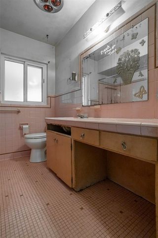 2903 W HEITER STREET, Tampa, FL 33607