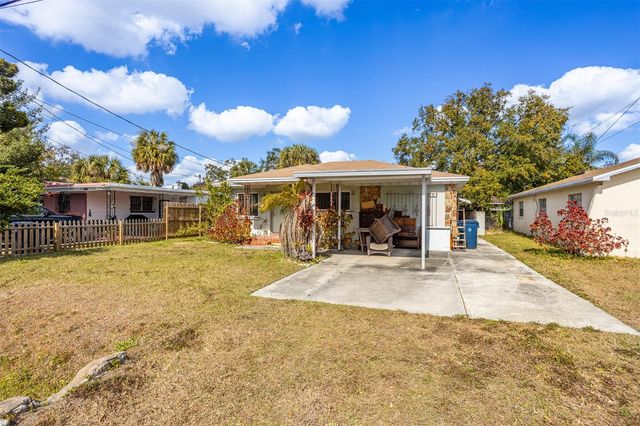 2903 W HEITER STREET, Tampa, FL 33607