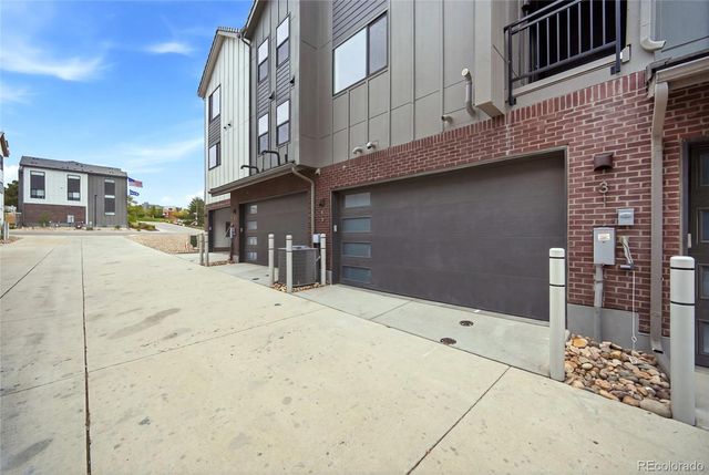 29 Ascent Trail, Englewood, CO 80112
