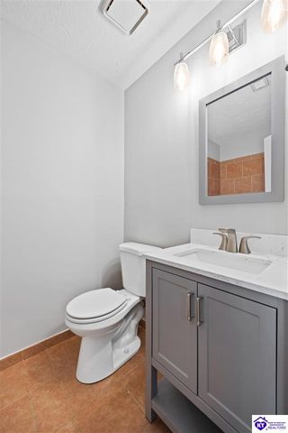 1617 W Crocus Drive, Radcliff, KY 40160