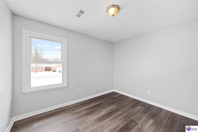 1617 W Crocus Drive, Radcliff, KY 40160