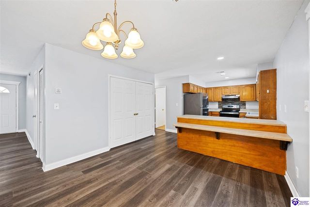 1617 W Crocus Drive, Radcliff, KY 40160