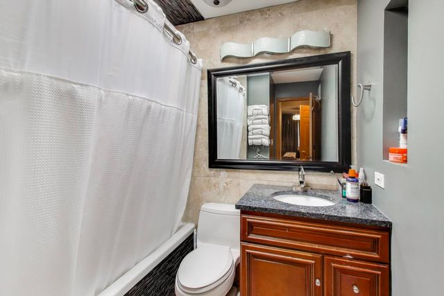 4327 WENONAH Avenue, Stickney, IL 60402