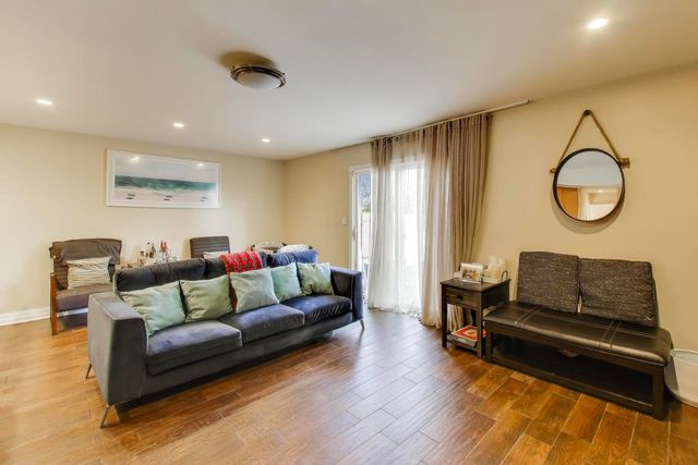 4327 WENONAH Avenue, Stickney, IL 60402