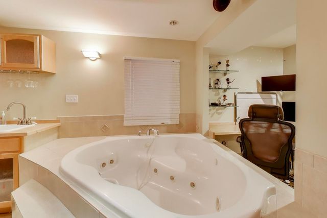 4327 WENONAH Avenue, Stickney, IL 60402