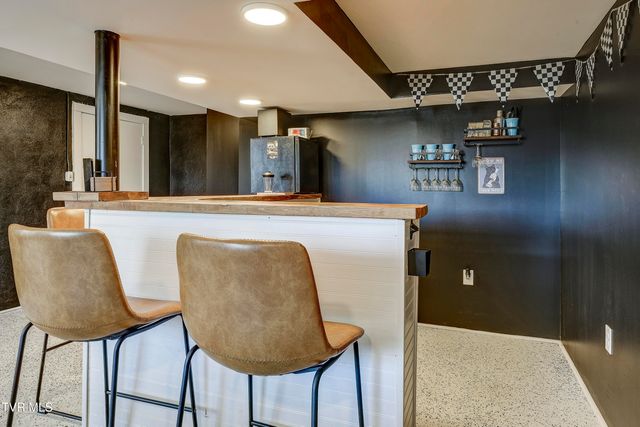 2166 Veda Drive, Bristol, VA 24201