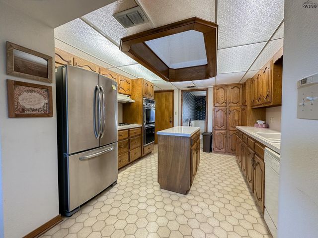 2509 GARDEN GROVE LANE, Wichita Falls, TX 76308