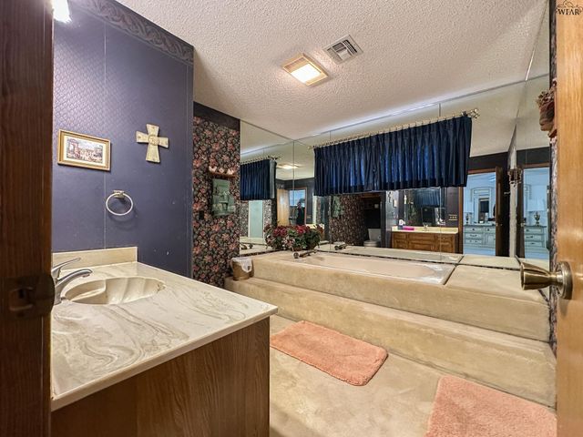 2509 GARDEN GROVE LANE, Wichita Falls, TX 76308