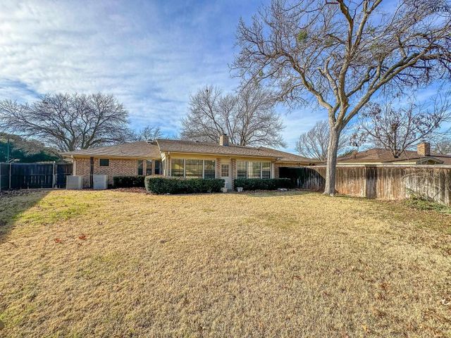 2509 GARDEN GROVE LANE, Wichita Falls, TX 76308