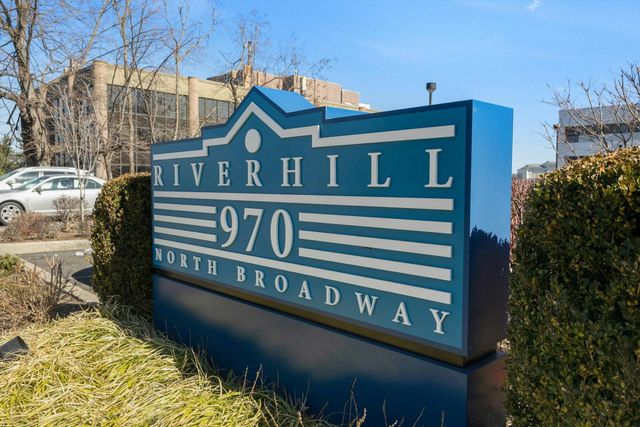 970 N Broadway 210, Yonkers, NY 10701