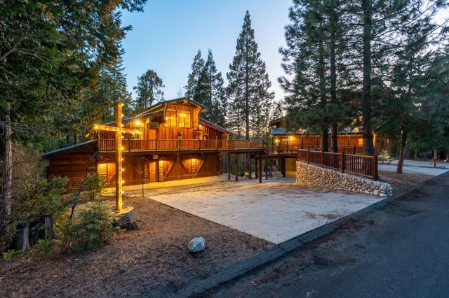 39553 Crest Point Lane, Shaver Lake, CA 93664