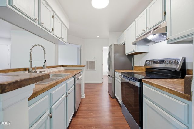834 New Kent Place, Cary, NC 27511