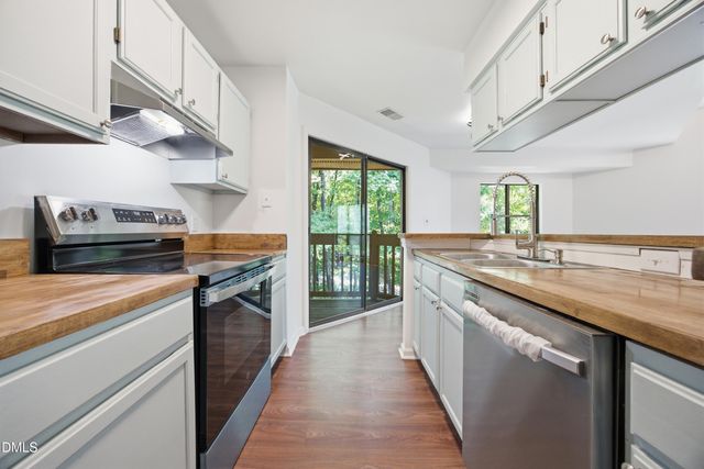 834 New Kent Place, Cary, NC 27511