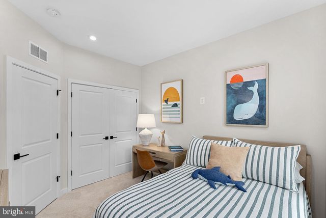 2460 MYSTIC MAROON TER, Ashburn, VA 20147