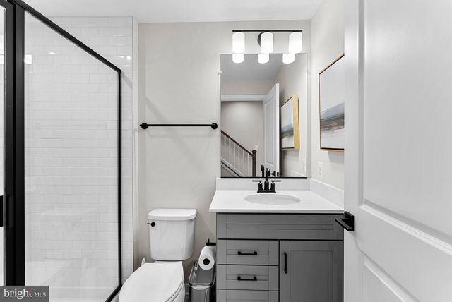 2460 MYSTIC MAROON TER, Ashburn, VA 20147