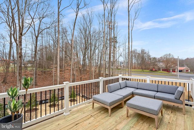 2460 MYSTIC MAROON TER, Ashburn, VA 20147