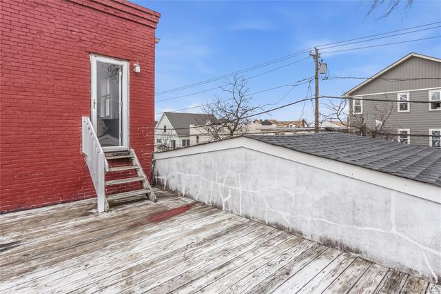 325 E Park Avenue, Long Beach, NY 11561