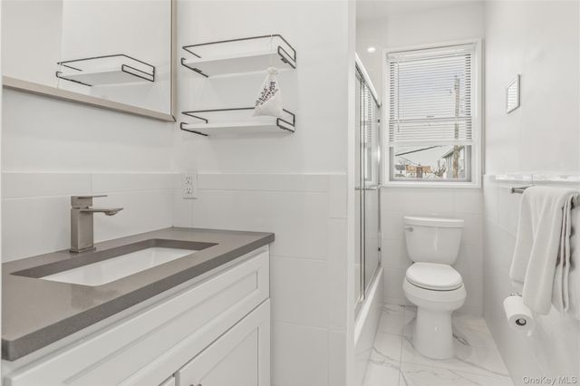 325 E Park Avenue, Long Beach, NY 11561