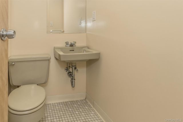 325 E Park Avenue, Long Beach, NY 11561