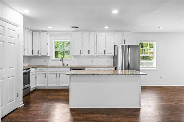 3089 Del Monico Drive, Decatur, GA 30032