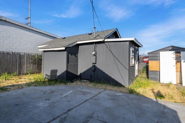 1049 Beatty Street, Medford, OR 97501