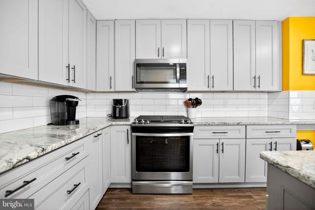 1017 GARFIELD AVE, Glenside, PA 19038