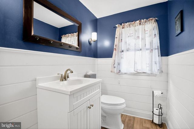 1017 GARFIELD AVE, Glenside, PA 19038
