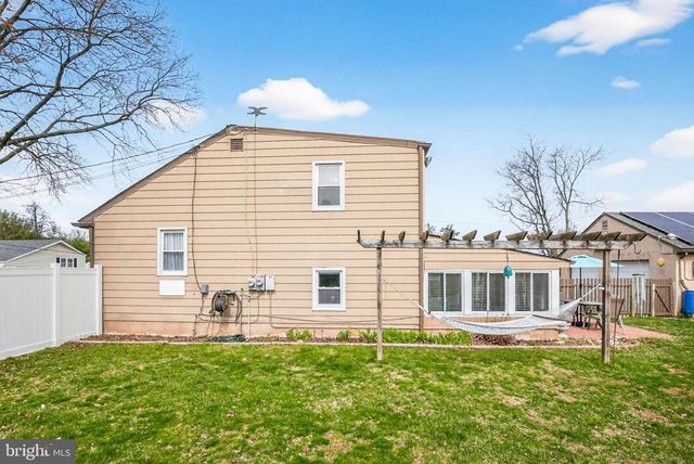 1017 GARFIELD AVE, Glenside, PA 19038