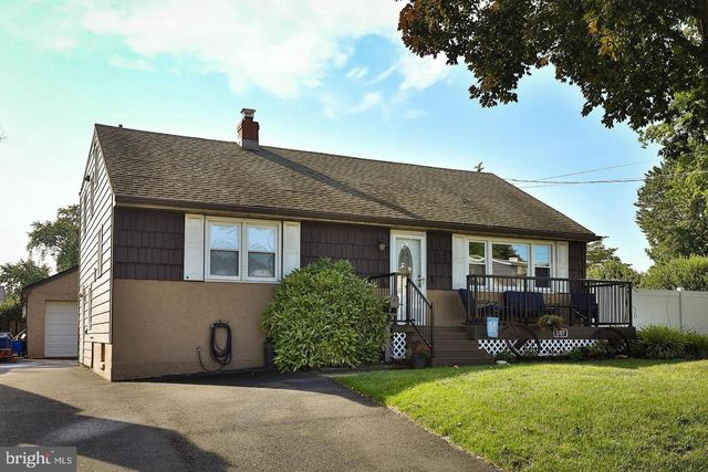 1017 GARFIELD AVE, Glenside, PA 19038