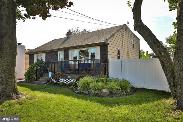 1017 GARFIELD AVE, Glenside, PA 19038
